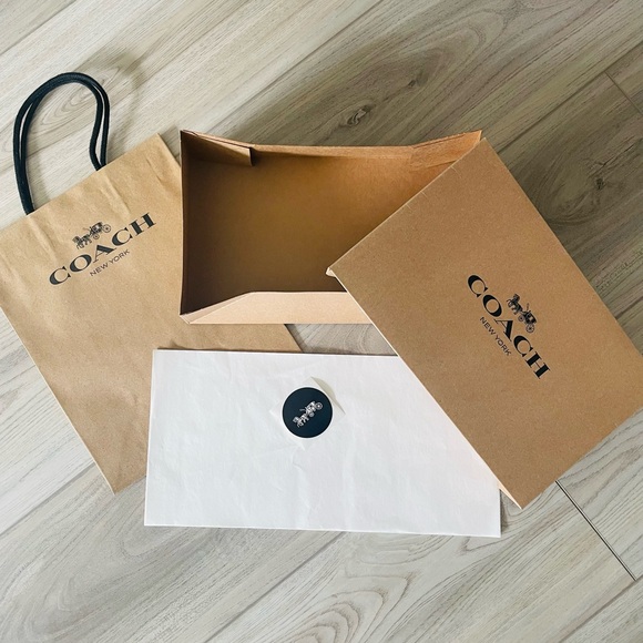 Coach Gift Wrap Set - Picture 2 of 6